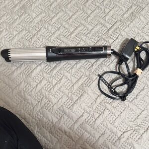 INFINITIPRO iron in Black and Silver